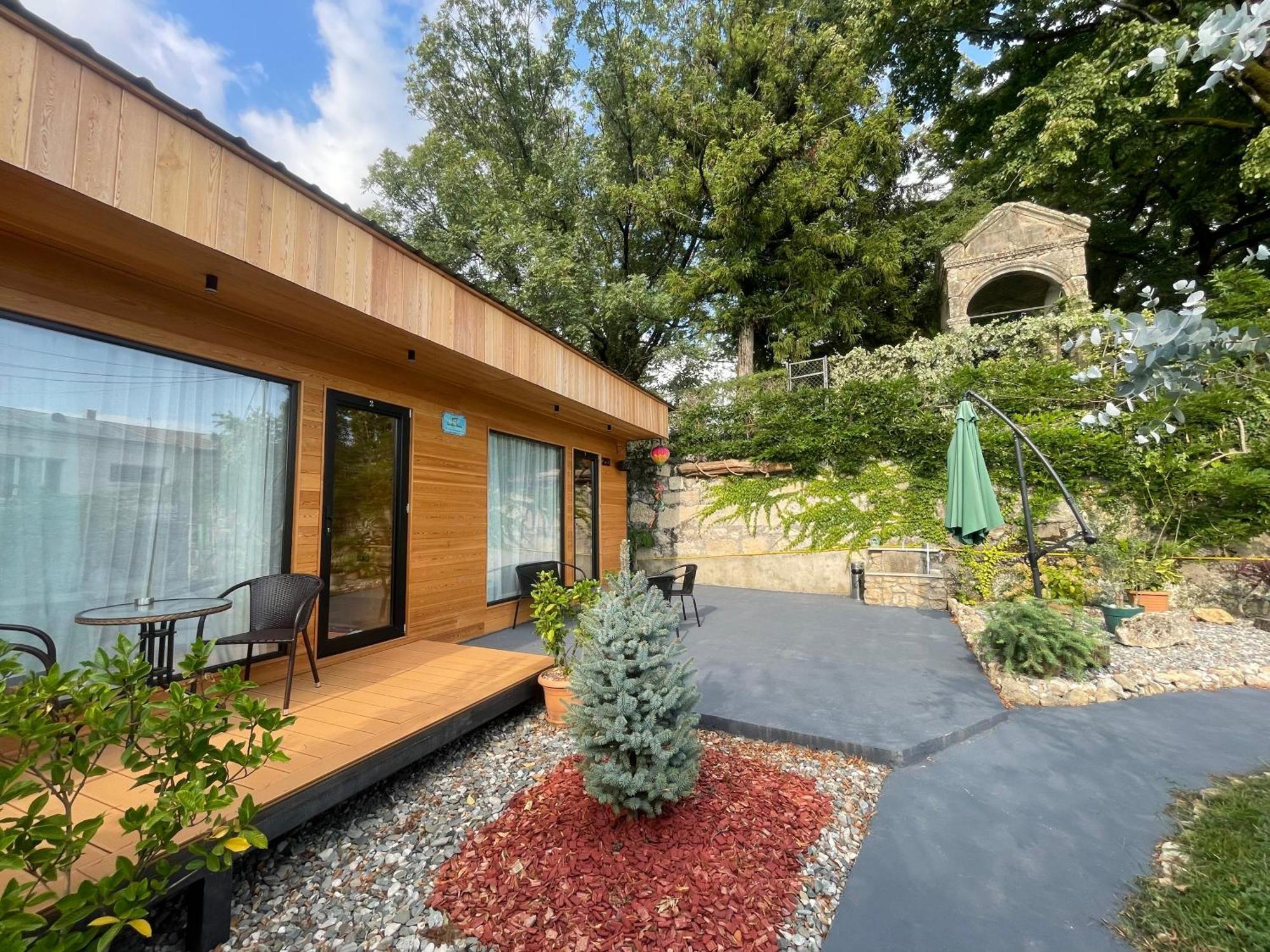 Garden Rooms In Kutaissi Exterior foto